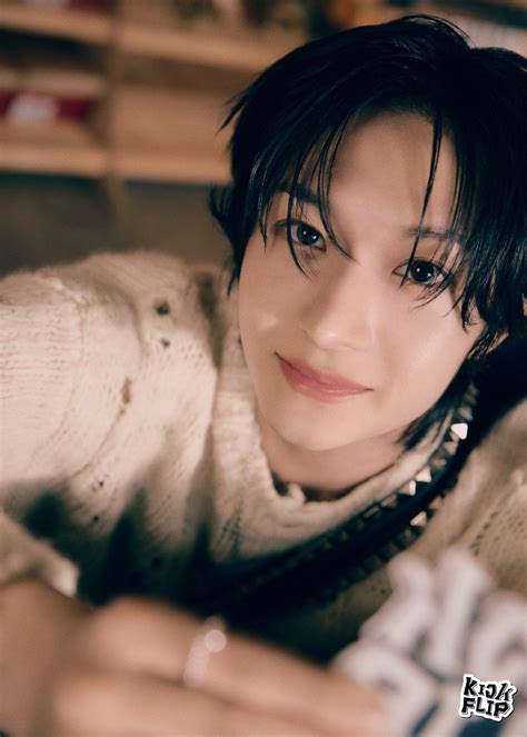 kickflip show   carefree charms   board version debut