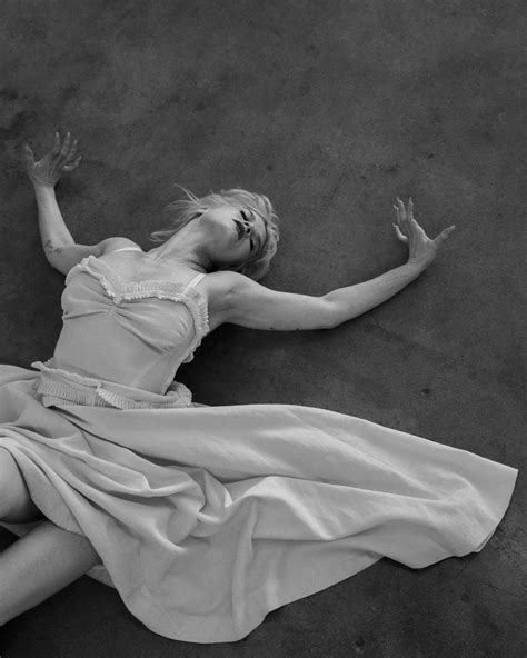 Sarah Jones - June 2022 Photoshoot • CelebMafia