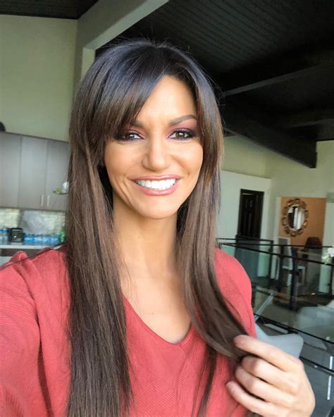 Becky Bandini | Merry Christmas from a few of the pretty ladies at