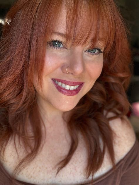 Red hair with blue eyes (f41) : r/RedheadBeauties