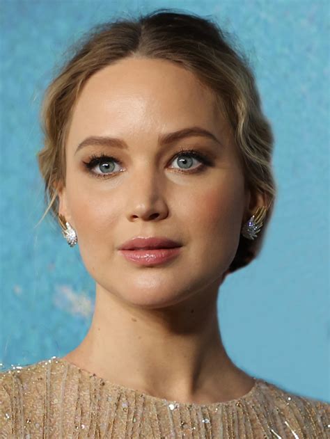 Jennifer Lawrence Biography Jennifer Lawrence Biography, Life,