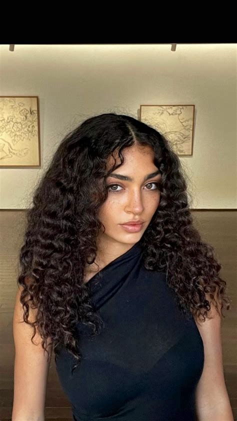 Raven Lyn 11/14/2022 • CelebMafia