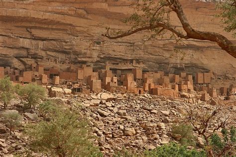 The Dogon Villages of Bandiagara Escarpment | Amusing Planet
