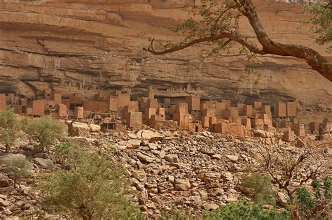 The Dogon Villages of Bandiagara Escarpment | Amusing Planet