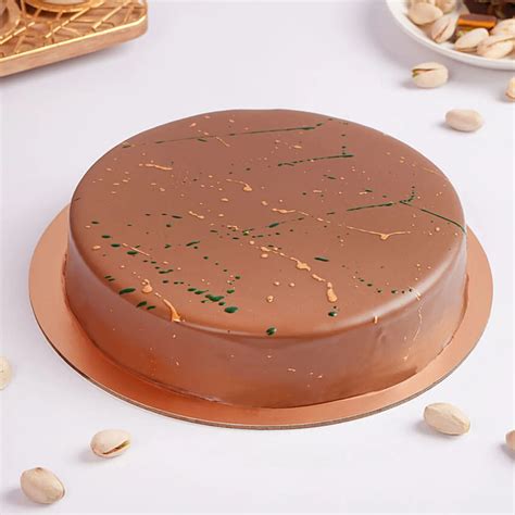 dubai chocolate cake near me 3