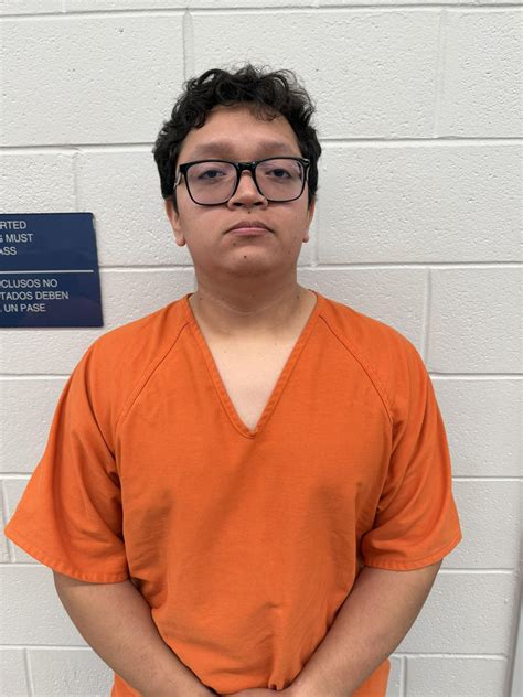 Cops Say “Speed Racer” had 20 Open Warrants! | montgomery county police