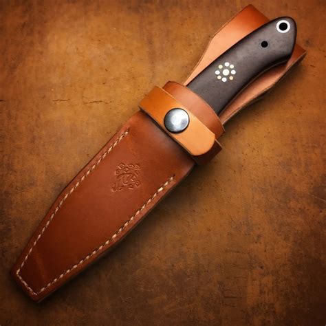 Custom knife leather sheath | Leather, Leather sheath, Leather handmade