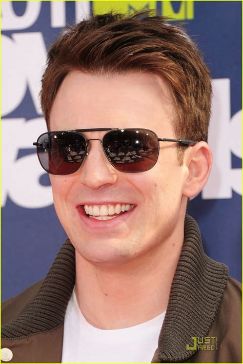 Chris Evans & Ryan Gosling: MTV Movie Awards 2011!: Photo 2549911 ...