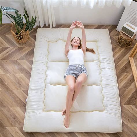 Amazon.com: MAXYOYO Japanese Floor Futon Queen Size, Thicken Tatami Mat