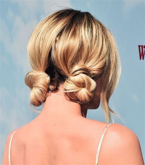 how to do buns on short hair