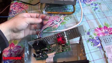 Ремонт автомагнитолы SOUNDMAX SM-CCR3046F - YouTube