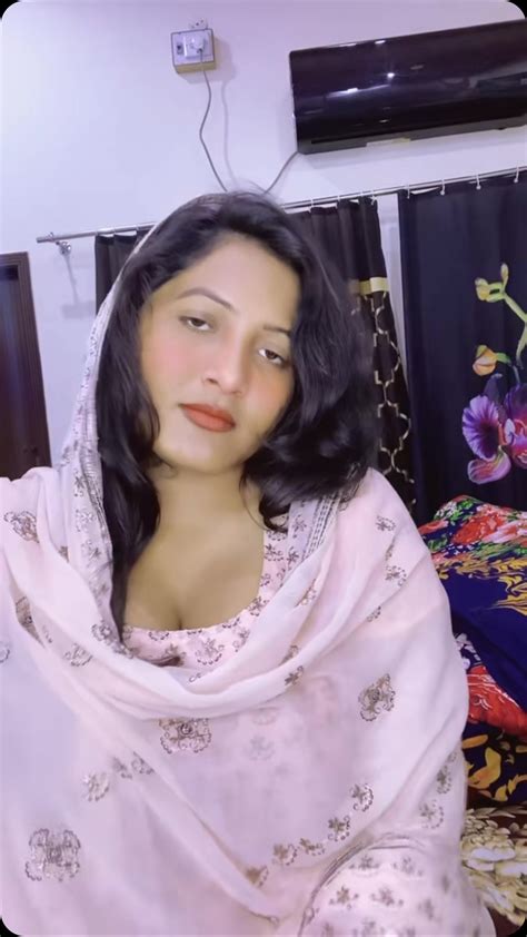 Queen Sira (@queen_sira_angle) • Instagram photos and videos