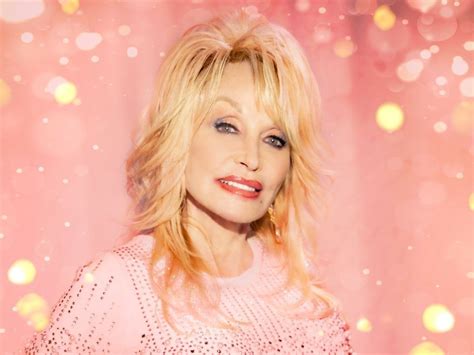 Dolly Parton announces visual project