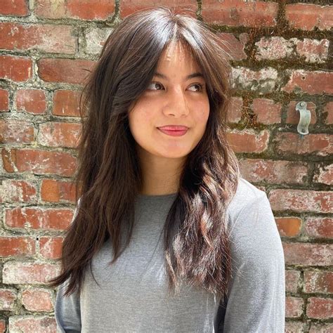 17 Hairstyles With Bangs That Will Be Everywhere This Summer