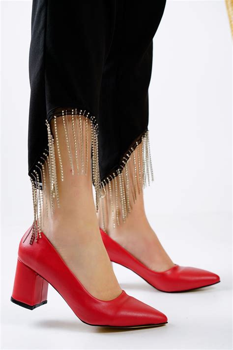 MELİKMERT Women's Red Skin Short Thick Heeled Shoes - Trendyol