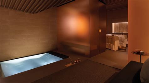 Luxury Hotel Milan | 5-Star Downtown Hotel | Four Seasons Milano