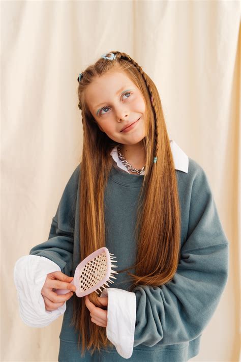 Hairbrush Photos, Download The BEST Free Hairbrush Stock Photos & HD Images