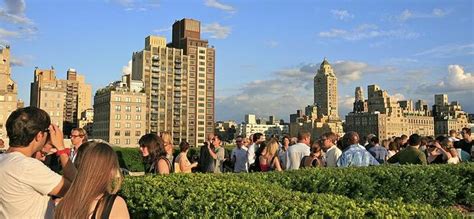 7 Best Rooftop Restaurants In Times Square, New York | Trip101