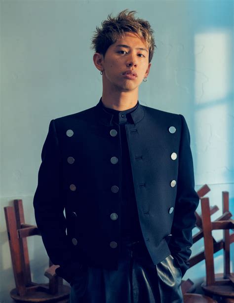 TAKA「僕らの“賞味期限”は、そんなに残っていない」──ONE OK ROCKのネクスト・ステージ｜ブックス & ミュージック & アート