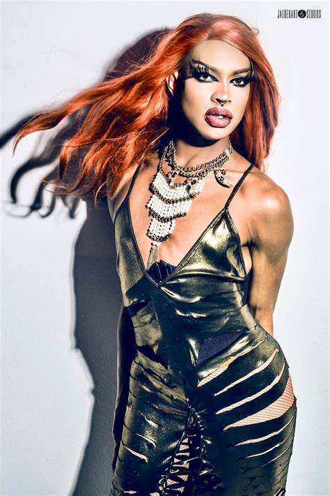 Yvie Oddly looking pretty : r/rupaulsdragrace