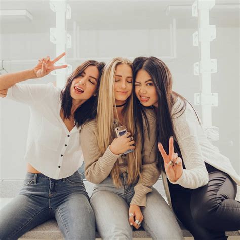 ¿Tienes dos BFF? Tips para reconocer a la mejor amiga | Es la Moda