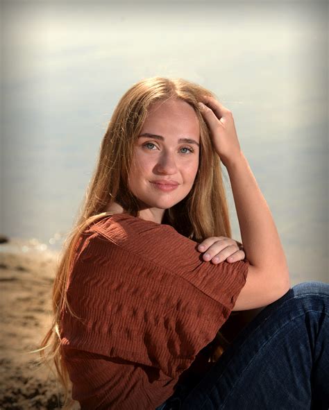 Voss Studio Senior Gallery