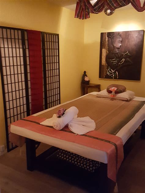 Unlock Total Relaxation: The Top 5 Asian Massage Spots Open Now Image 9