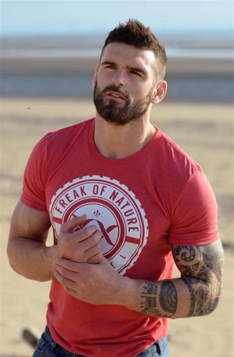 Stuart Reardon | Stuart reardon, Hunky men, Men casual