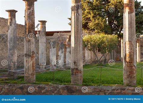 House of the Faun of Pompeii (Pompei Stock Photo - Image of italian, stone: 187174370