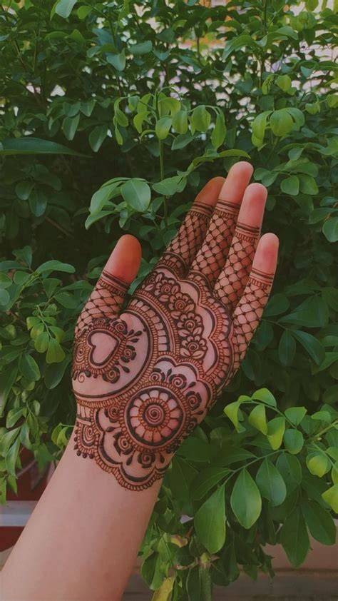 stunning  hand mehndi designs mahatha dajaina designs henna