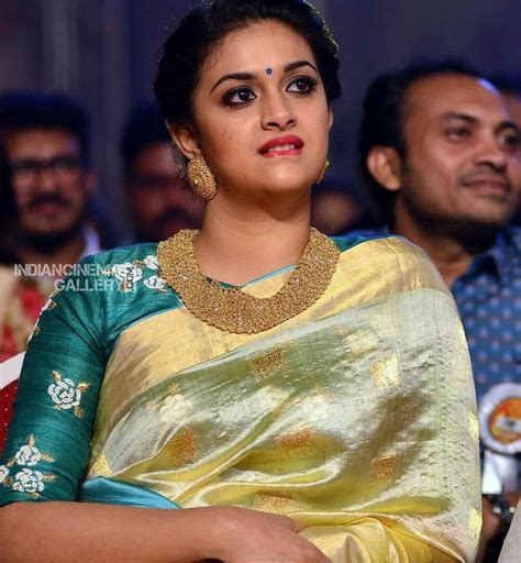 keerthi suresh  asianet film award