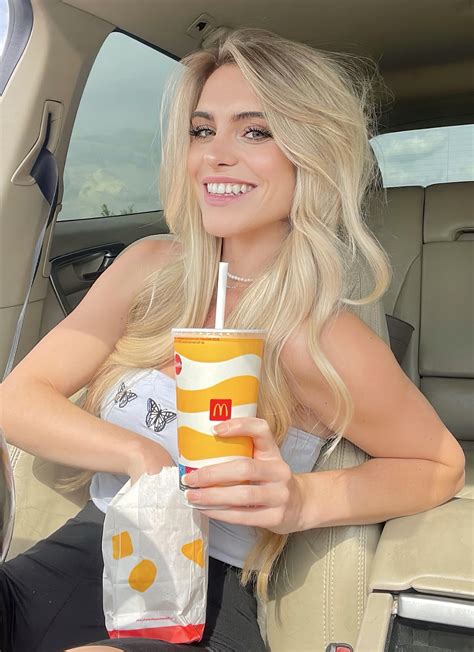 Mia-Sophie Neuland - Sexy