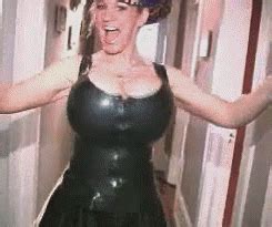 bouncing boobs  gifs