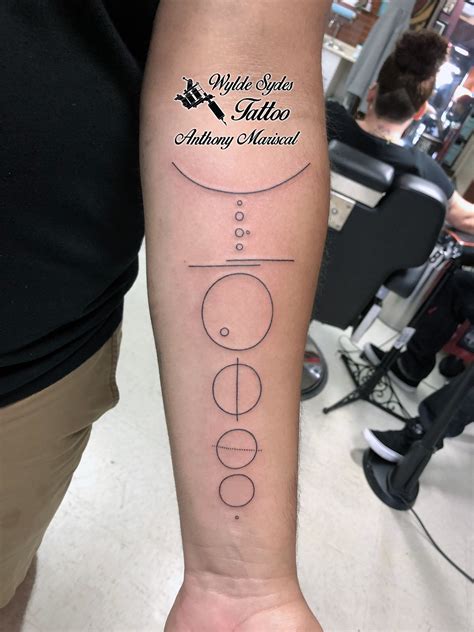Geometric Solar System Tattoo | Tattoos, Solar system tattoo, Body piercing