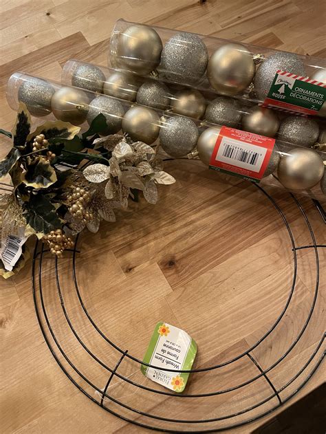 How To Make A Christmas Wreath From Dollar Tree at John Parsons blog