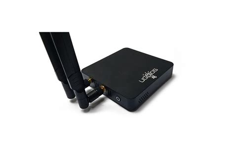 Ugoos AM6B Plus с Bluetooth пультом