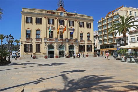 Holidays in Lloret de Mar, Spain (with Map & Photos)