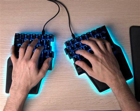 ergonomic split keyboard | Gaming accessories, Ergonomics, Keyboards