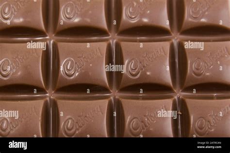 Cadbury Dairy Milk Caramel Stock Photo - Alamy