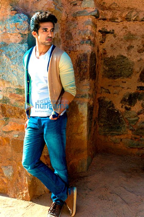 saqib saleem  images hd wallpapers saqib saleem hd images