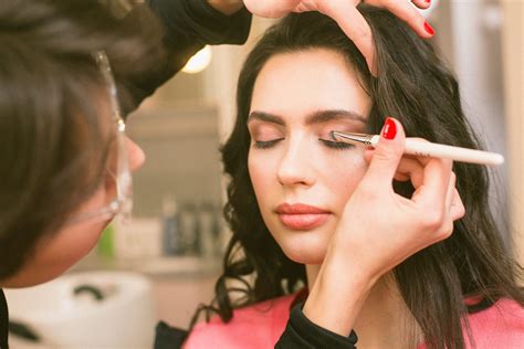 certificate  fashion glamour  bridal makeup artistry saubhaya makeup