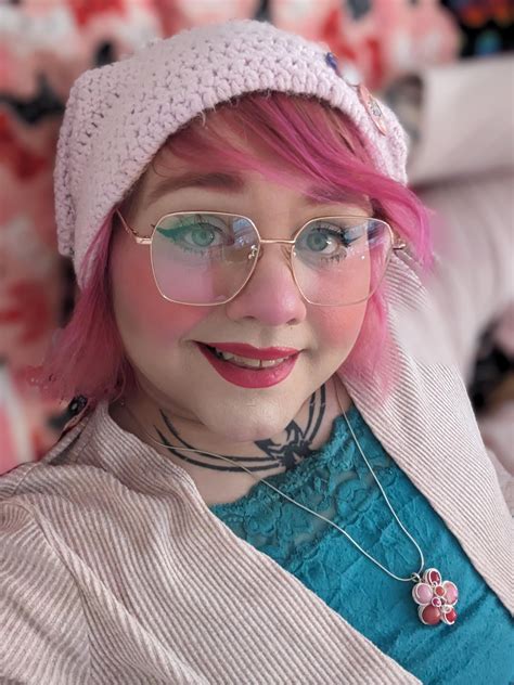 Maxin' and relaxin : r/trans