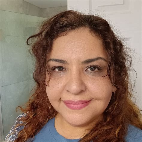 Carmen Elena Acuna