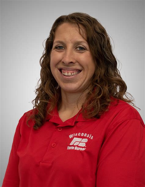 5 Minutes with Shawano County's Amanda Williams - Wisconsin Farm Bureau