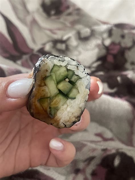 Купоны на суши со скидкой до 68% + каждый второй ролл бесплатно от The