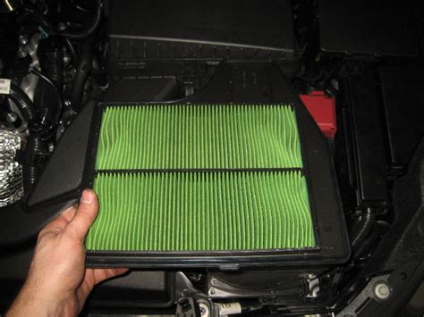 2013-2015-Nissan-Altima-QR25DE-I4-Engine-Air-Filter-Replacement-Guide-010