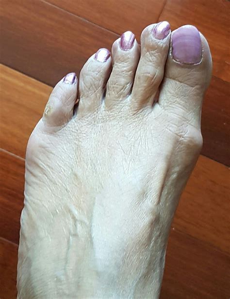 Elderly woman foot, manicured, wrinkled | Feet nails, Beautiful feet