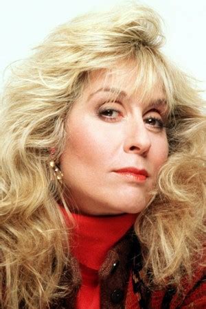 discover  cast  whos  boss