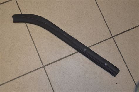 USZCZELKA DRZWI KLATKI DACHU WRANGLER JL 2020+ 68453376AA 68453376AB za