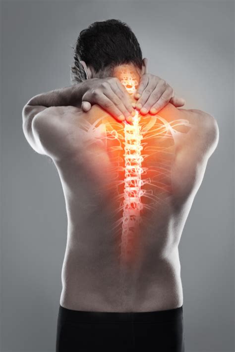 Upper Back Pain: Symptoms and Treatments